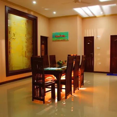 Lovely Villa Negombo-3